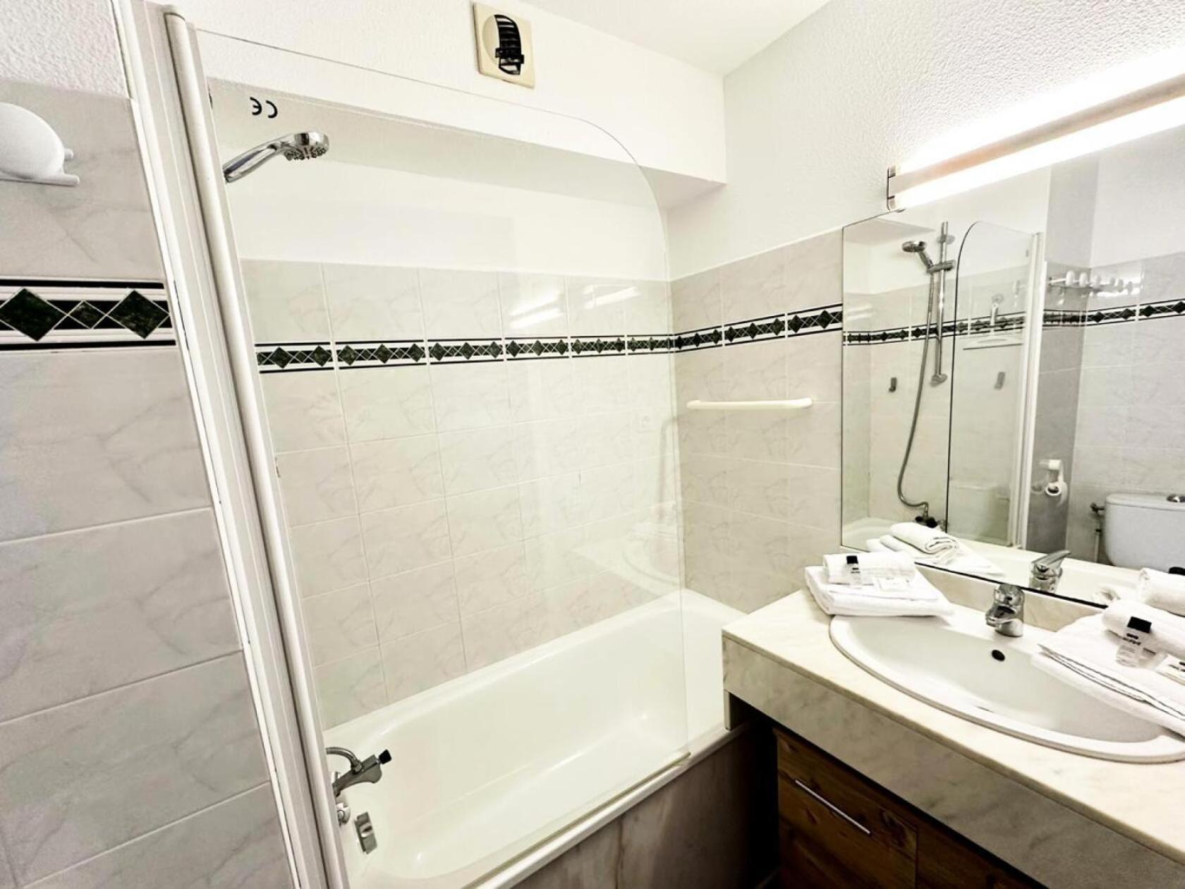 Residence Le Boucanier - Studio Pour 4 Personnes 421 วิเยอซ์-บูโก-เลส์-แบ็งส์ ภายนอก รูปภาพ