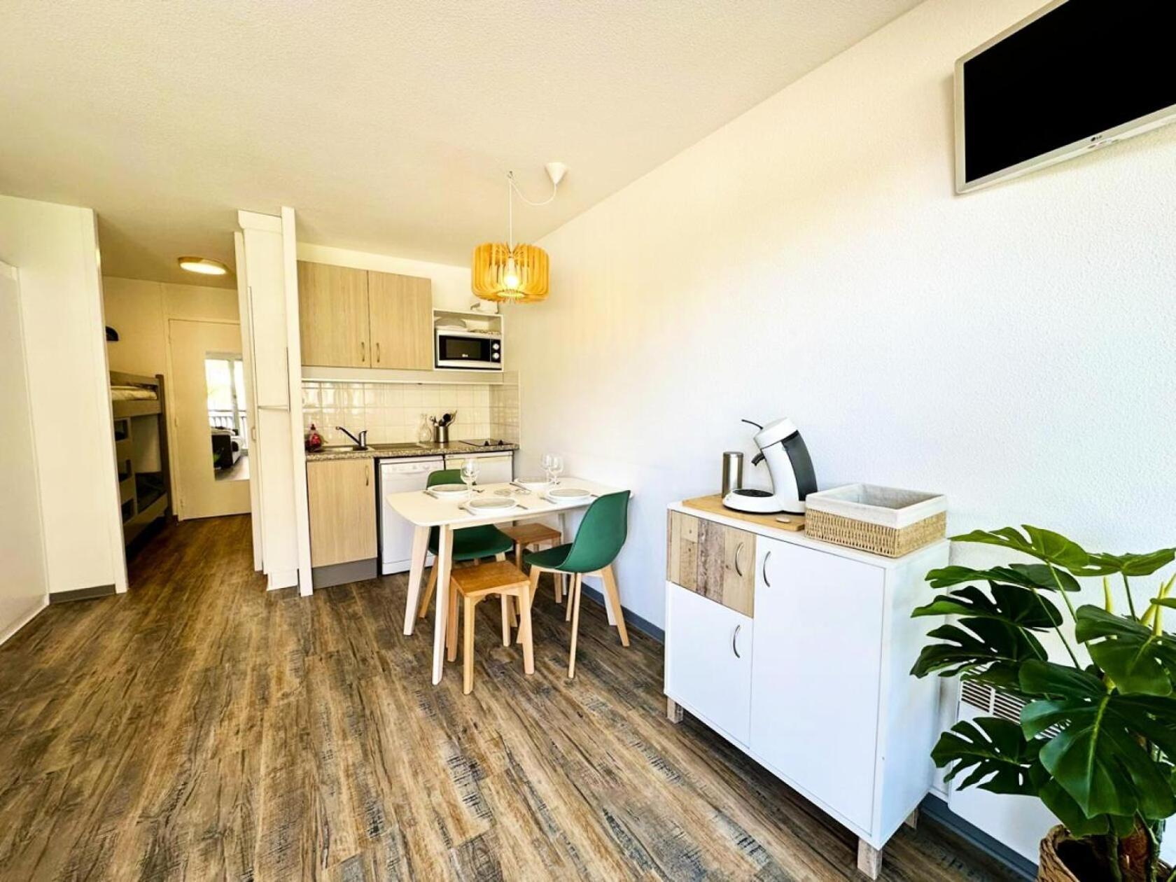 Residence Le Boucanier - Studio Pour 4 Personnes 421 วิเยอซ์-บูโก-เลส์-แบ็งส์ ภายนอก รูปภาพ